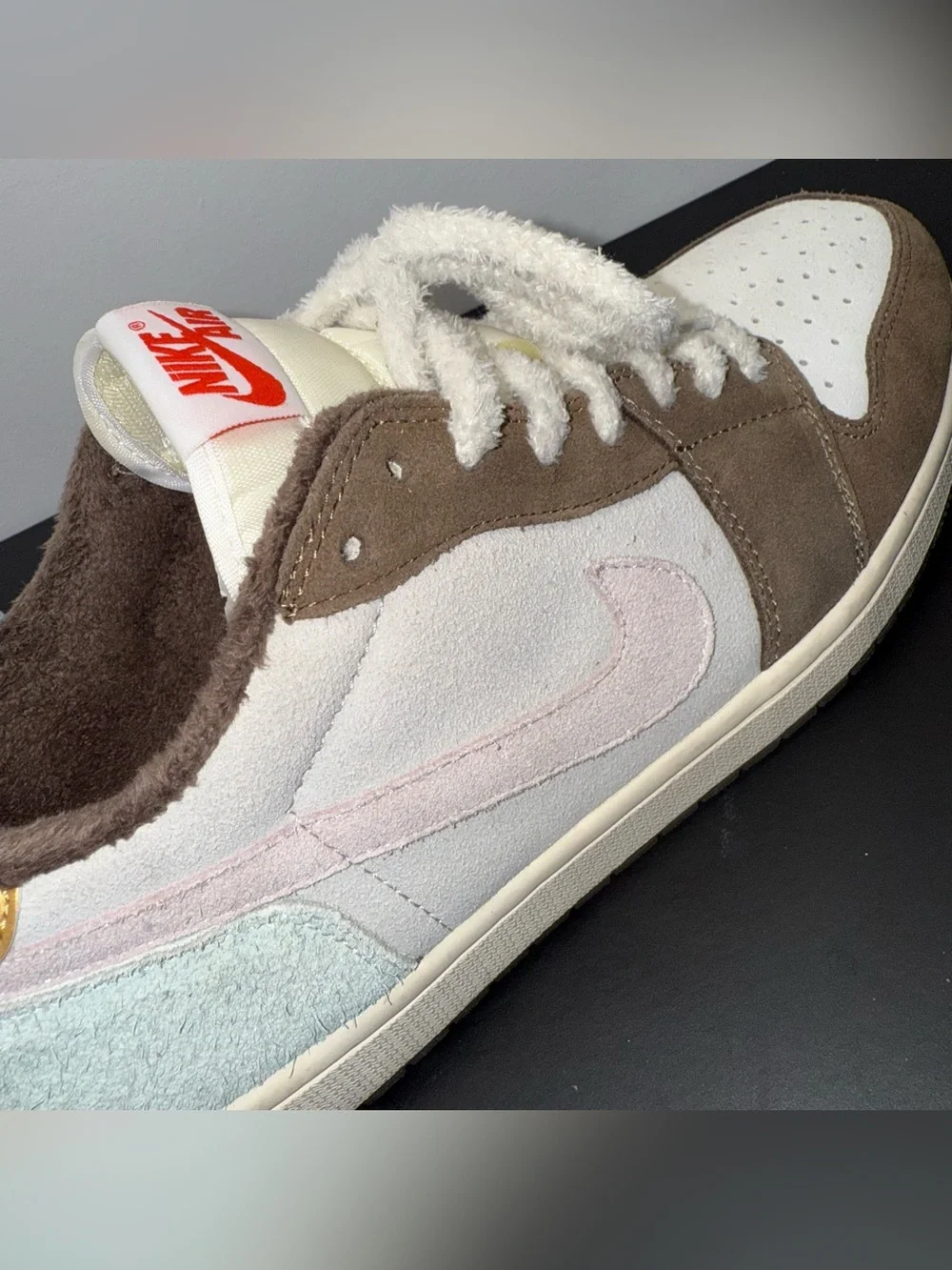 Jordan low top